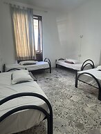 Backpacker Naples