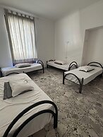 Backpacker Naples