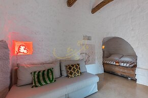 TD Trulli Vittoriani Charme and Pure Nature w Pool