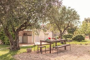 TD Trulli Vittoriani Charme and Pure Nature w Pool