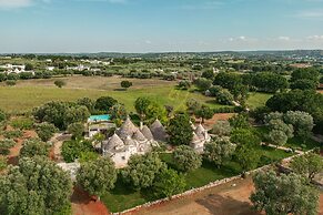 TD Trulli Vittoriani Charme and Pure Nature w Pool