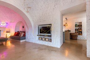 TD Trulli Vittoriani Charme and Pure Nature w Pool
