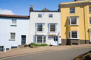 Radcliffe Guest House