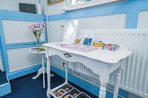 Radcliffe Guest House