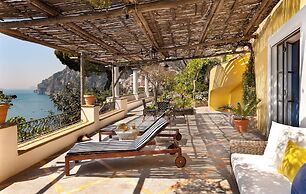 Torre Sponda - Cisterna Private Beach