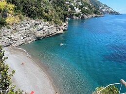 Torre Sponda - Cisterna Private Beach