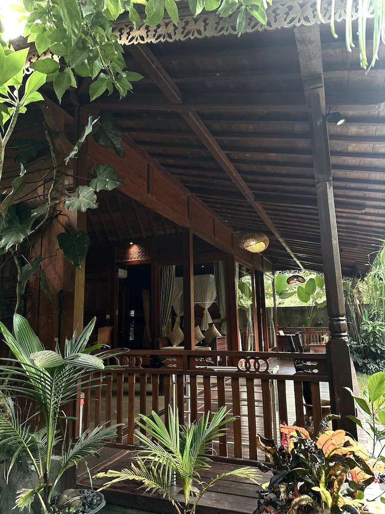 Darta Ubud Joglo Villa by EPS