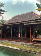 Darta Ubud Joglo Villa by EPS