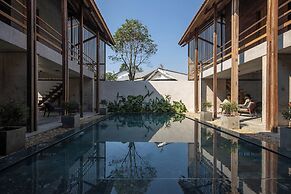 Hachi Homestay & Spa