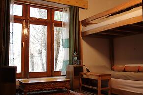 Karma Lodge