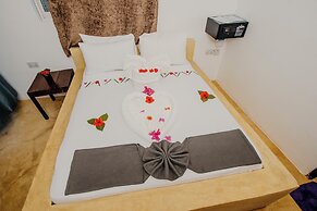 Aquelia Rose Hotel
