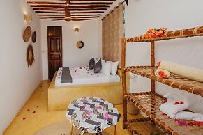 Aquelia Rose Hotel