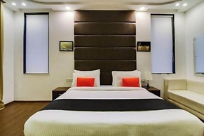 Hotel Florence and Banquets By Elite Sol