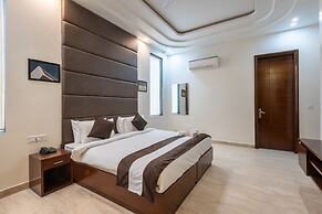 Hotel Florence and Banquets By Elite Sol