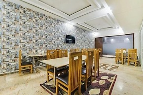 Hotel Florence and Banquets By Elite Sol