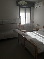 Hotel Alb's