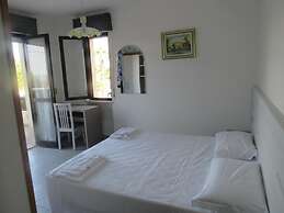 Hotel Alb's