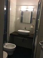 Hotel Alb's