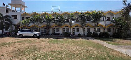 Hotel Manas
