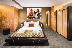 Central Point Boutique Hotel