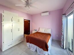Town Shore Escape 3BR Haven