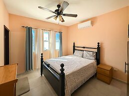 Town Shore Escape 3BR Haven