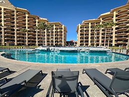 Steps to Sandy Beach Pool Renovated 2BR Condo