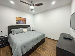 Steps to Sandy Beach Pool Renovated 2BR Condo