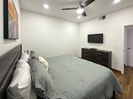 Steps to Sandy Beach Pool Renovated 2BR Condo