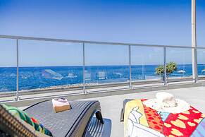 Madeira Beach House in Madalena do Mar