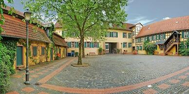 Hotel-Pension zum Hirsch