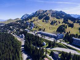 Family Escape in the Alps