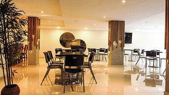 HOTEL MANZUR