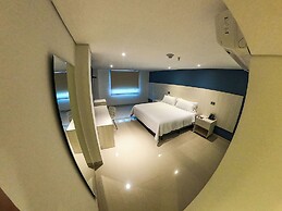 HOTEL MANZUR