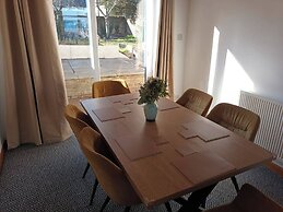 Charming 3-bed House in Birmingham Near nec & hs2