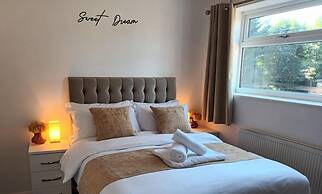 Charming 3-bed House in Birmingham Near nec & hs2