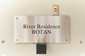 River Residence BOTAN by Tranova