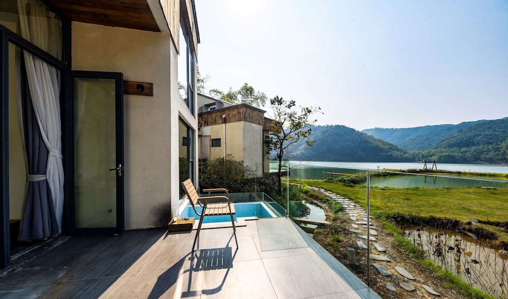 Yingde YeDuGu Resort