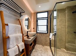 Yingde YeDuGu Resort