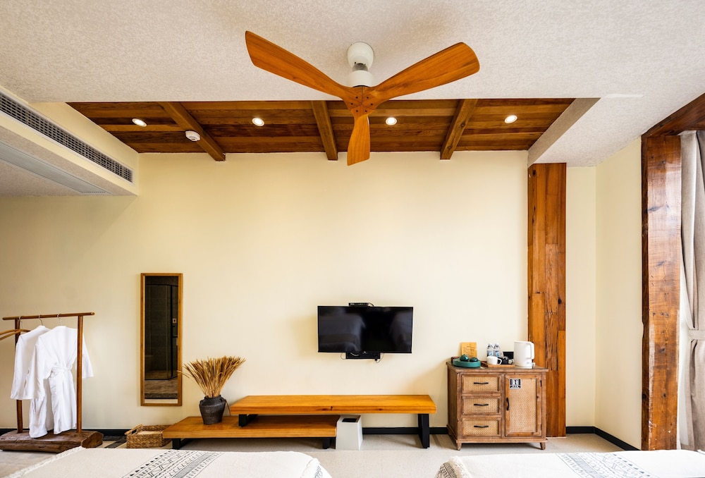 Yingde YeDuGu Resort