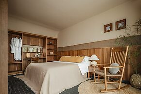 Hegu Mountain Retreat