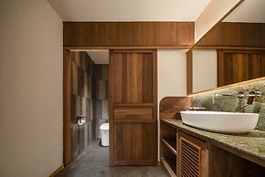 Hegu Mountain Retreat