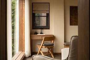 Hegu Mountain Retreat