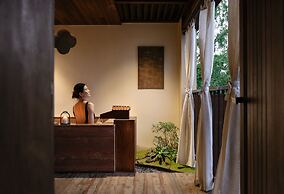 Hegu Mountain Retreat