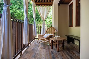 Hegu Mountain Retreat