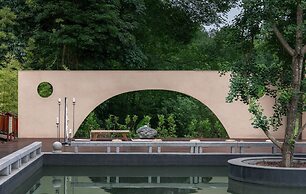 Hegu Mountain Retreat