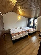 BAMUKA HOSTEL