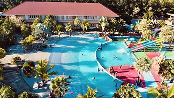 Trang Oasis Waterpark Hotel