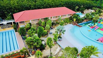 Trang Oasis Waterpark Hotel