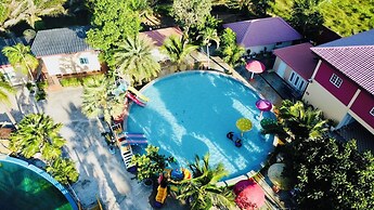 Trang Oasis Waterpark Hotel